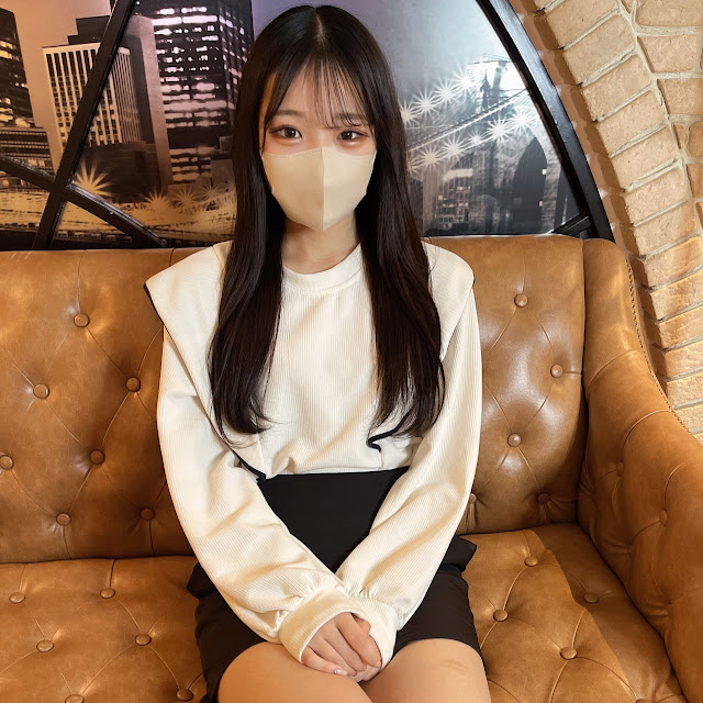 【有码】FC2 PPV 4546798-1 【素人ハメ撮り#018】超逸材な18歳みおちゃん。愛嬌抜群でノリノリ。エロカワすぎるＪＤに生中出し