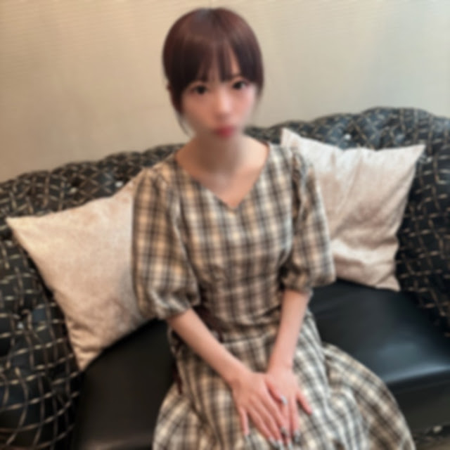 FC2 PPV 4532163-3 修复版 初撮り中出し。しょう動物系ペットショップ店員。彼氏にプレゼントを買うため、ちいさい身体で恥じらいながらおかねを稼